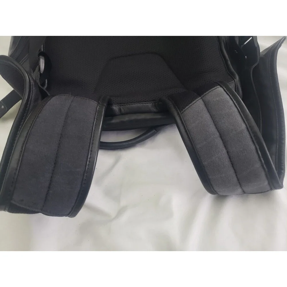 Tumi pre owned